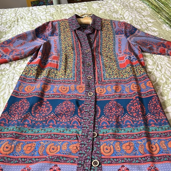 Colorful Patterned Button-Up Dress - Picture 3 of 9